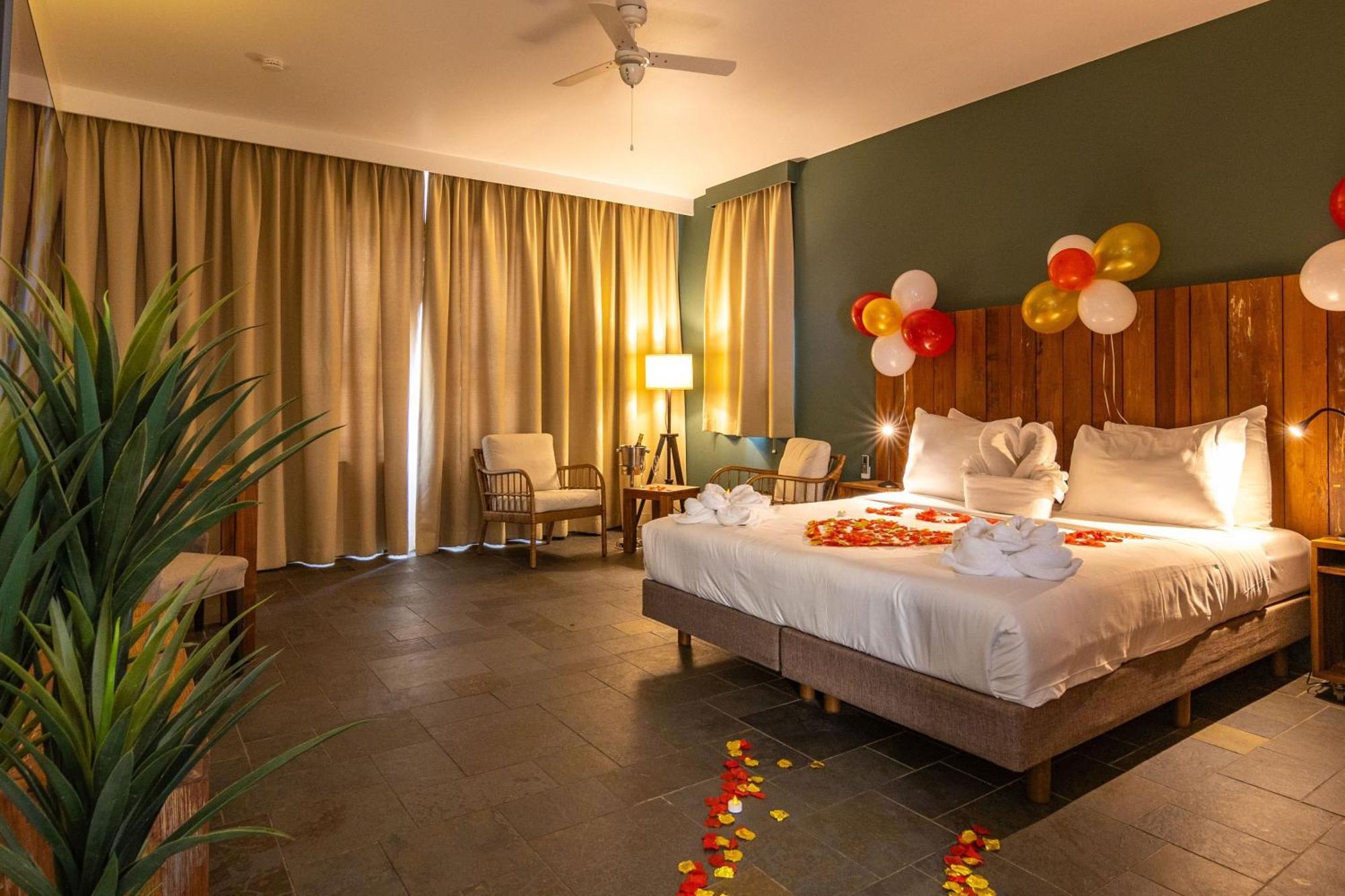 Bayside Boutique Hotel - Blue Bay Golf & Beach Resort Dorp Dorp Sint Michiel Eksteriør bilde